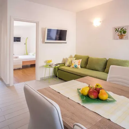 Apartman Iva Near The Sea Krk Town